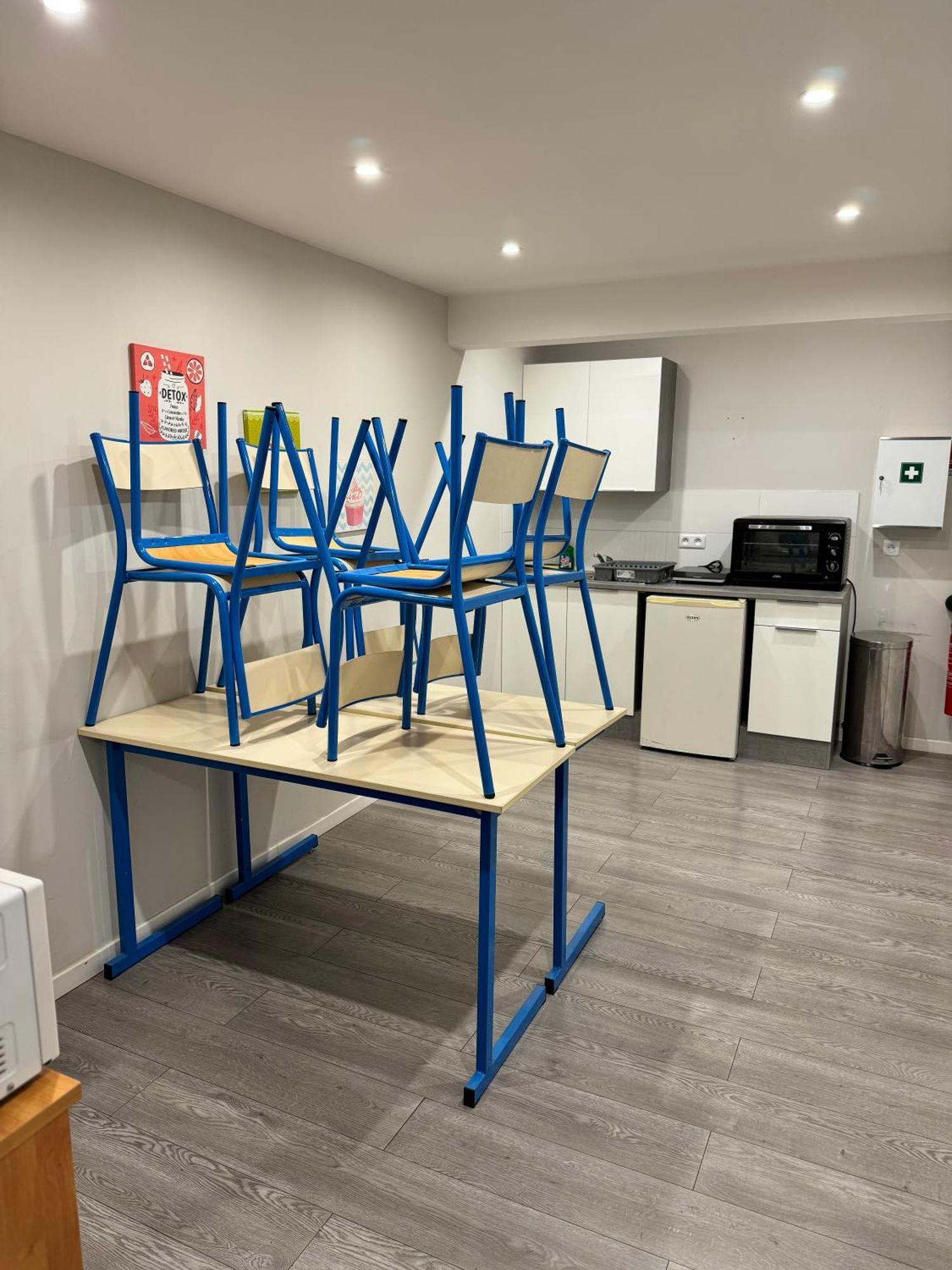Worldroom Chambre Privee Avec Espace Commun Perpiñán Habitación foto